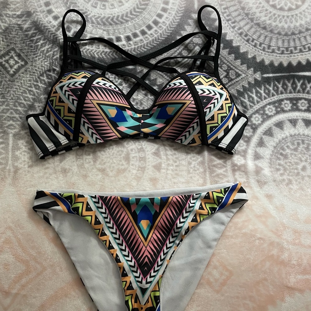 Aztec Colorful Bikini Set - Picture 2 of 9